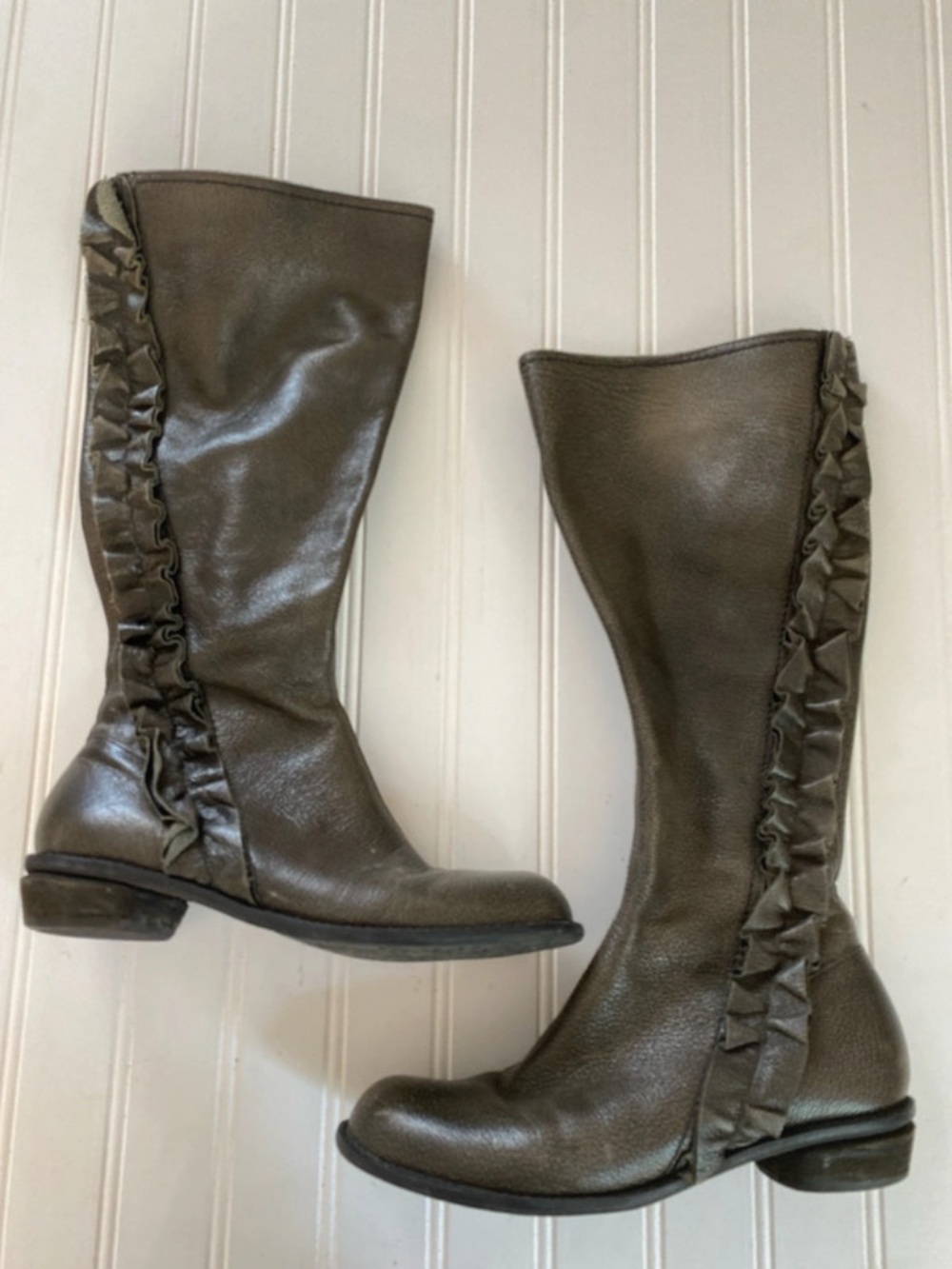 Anthropologie Miss Albright mid calf Ruffle Detail Leather Boots 6.5